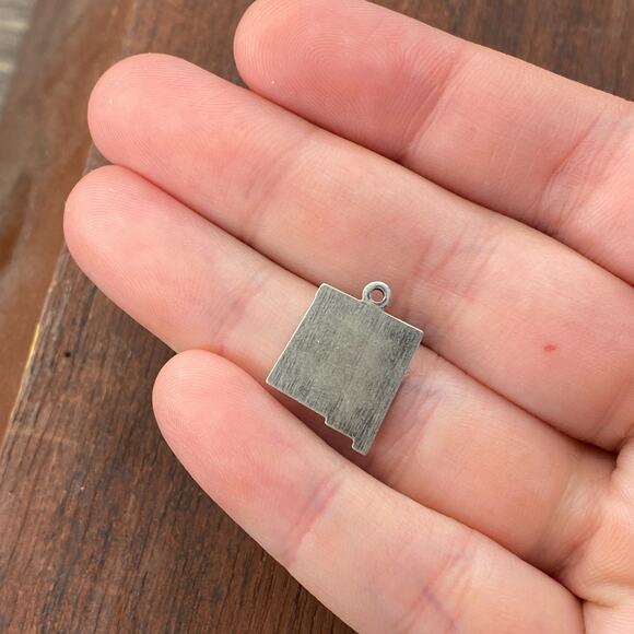 Vintage 925 Sterling Silver "New Mexico" State Map Pendant Charm - Picture 2 of 4